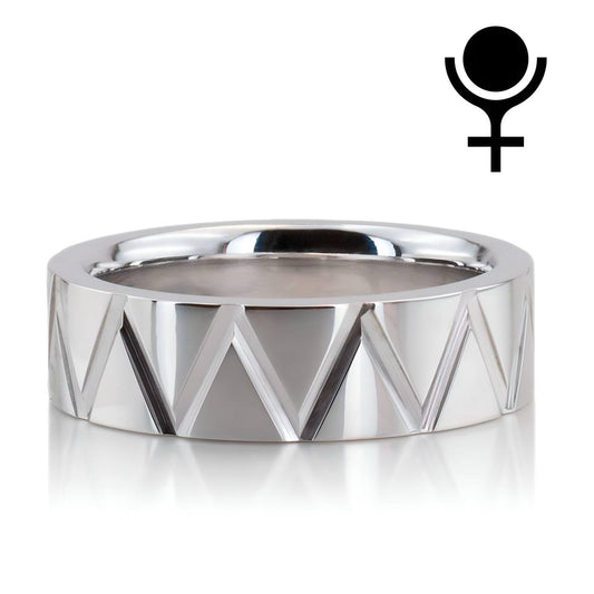 Classic Carved Design Wedding Ring